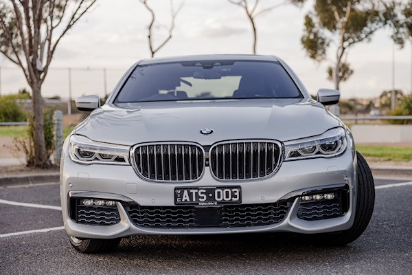 Silver BMW 740m Sports Sedan 1 Wedding Car Hire BMW Melbourne